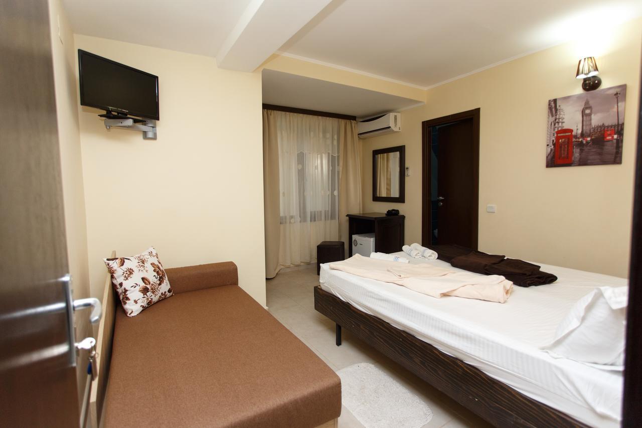 Vila Sandra Hotel Costinesti Ngoại thất bức ảnh