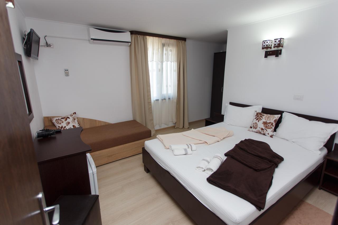 Vila Sandra Hotel Costinesti Ngoại thất bức ảnh