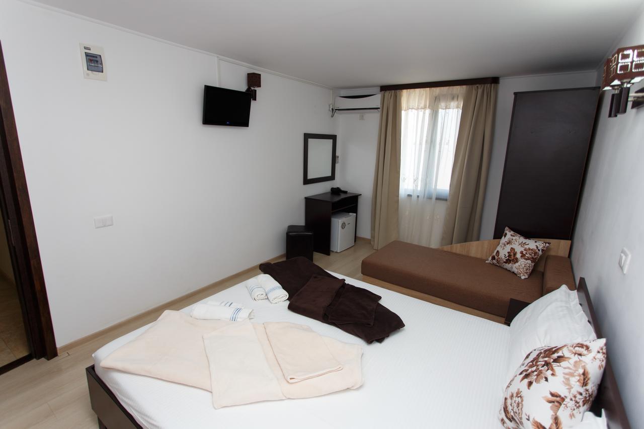 Vila Sandra Hotel Costinesti Ngoại thất bức ảnh